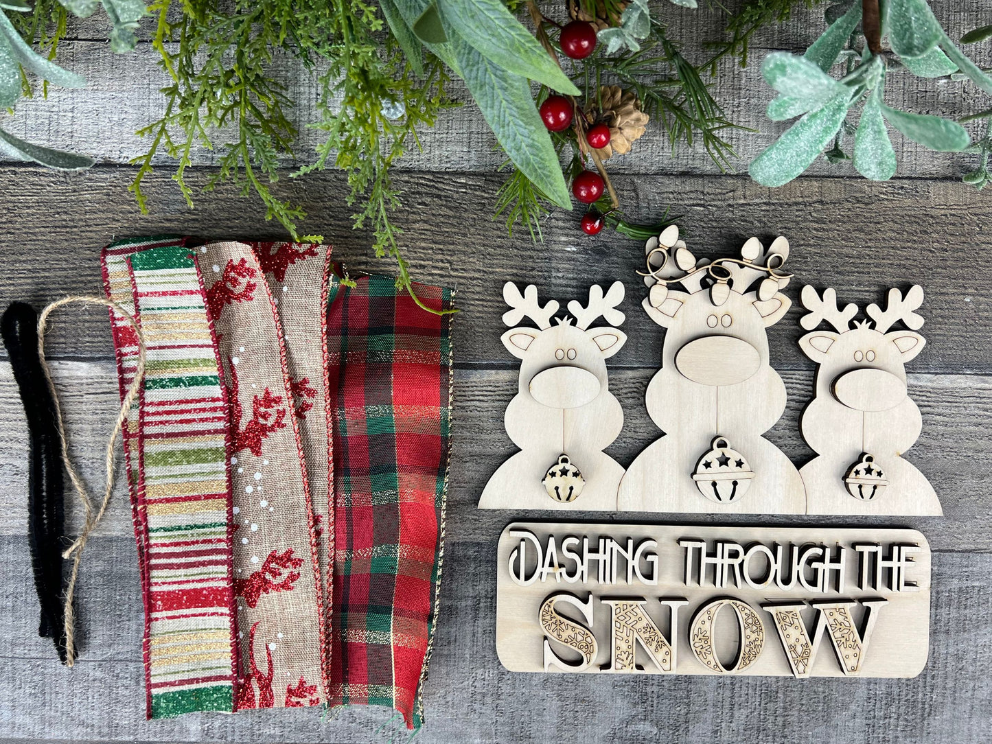 Christmas Reindeer DIY Attachment Pieces for the Jackie Interchangeable 12" Round Hanging Sign