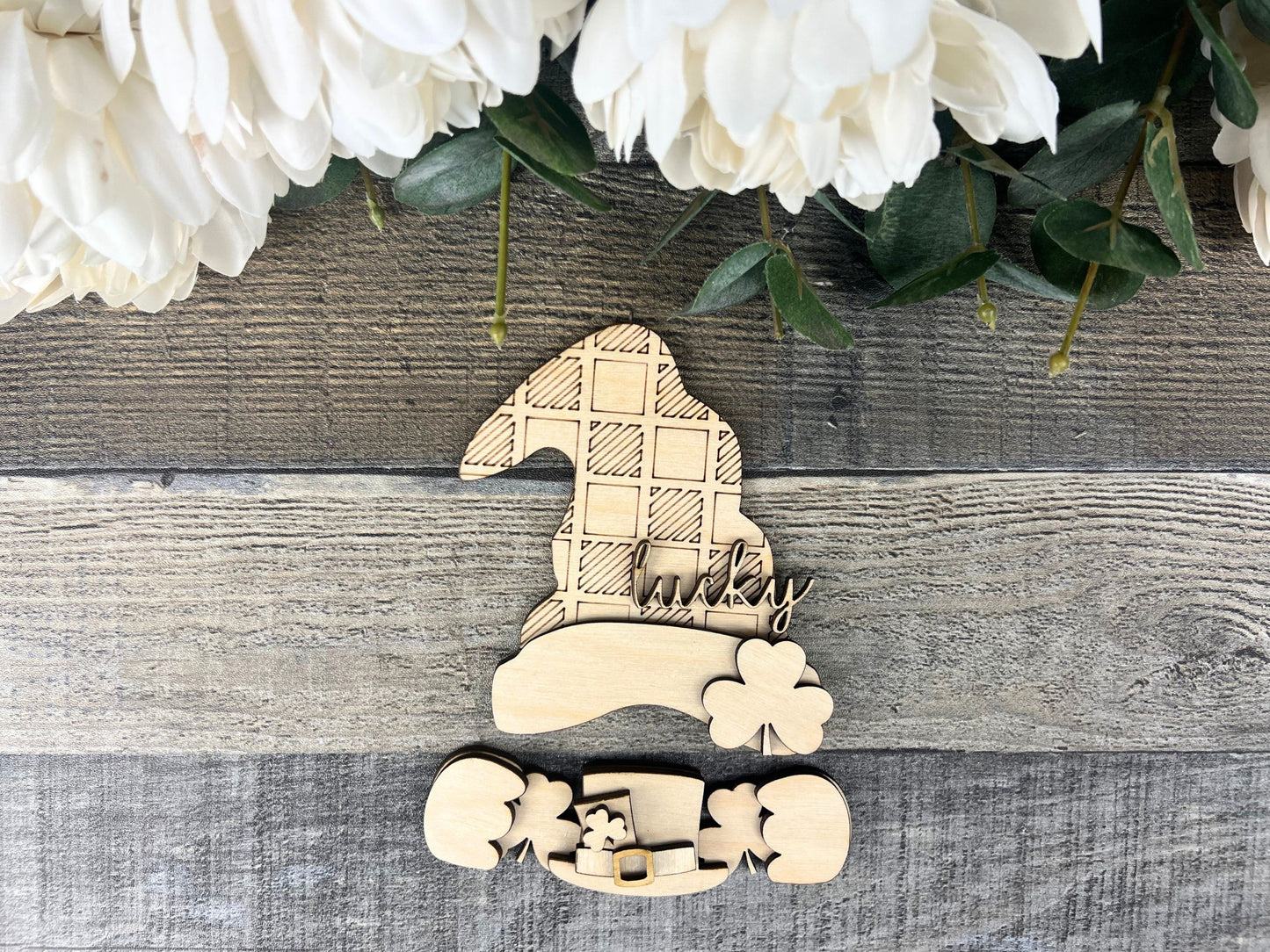 DIY St. Patrick's Day Gnome Hands | Attachments for Interchangeable Gnome Shelf Sitter Sign
