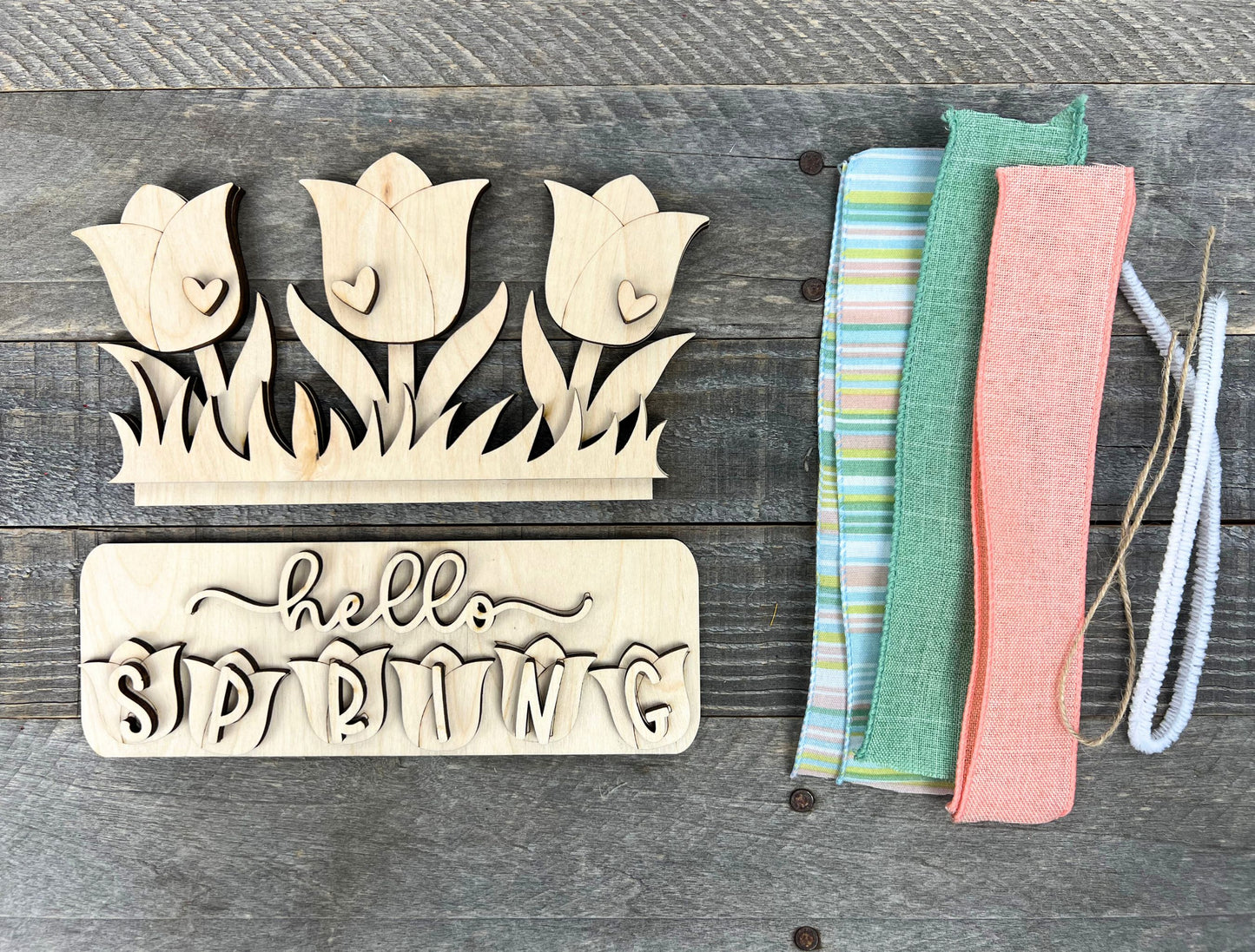 Spring Tulips Attachment Pieces for the Jackie Interchangeable 12" Round Hanging Sign