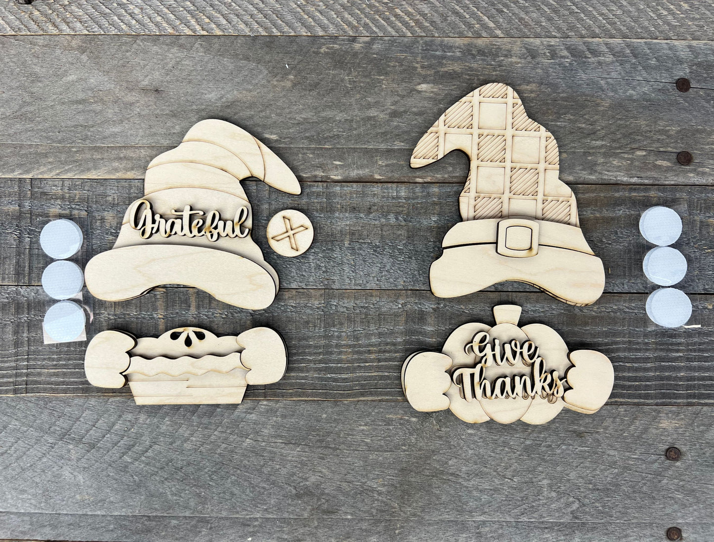 Thanksgiving Gnome Hands | DIY Attachments for Interchangeable Gnome Shelf Sitter Sign
