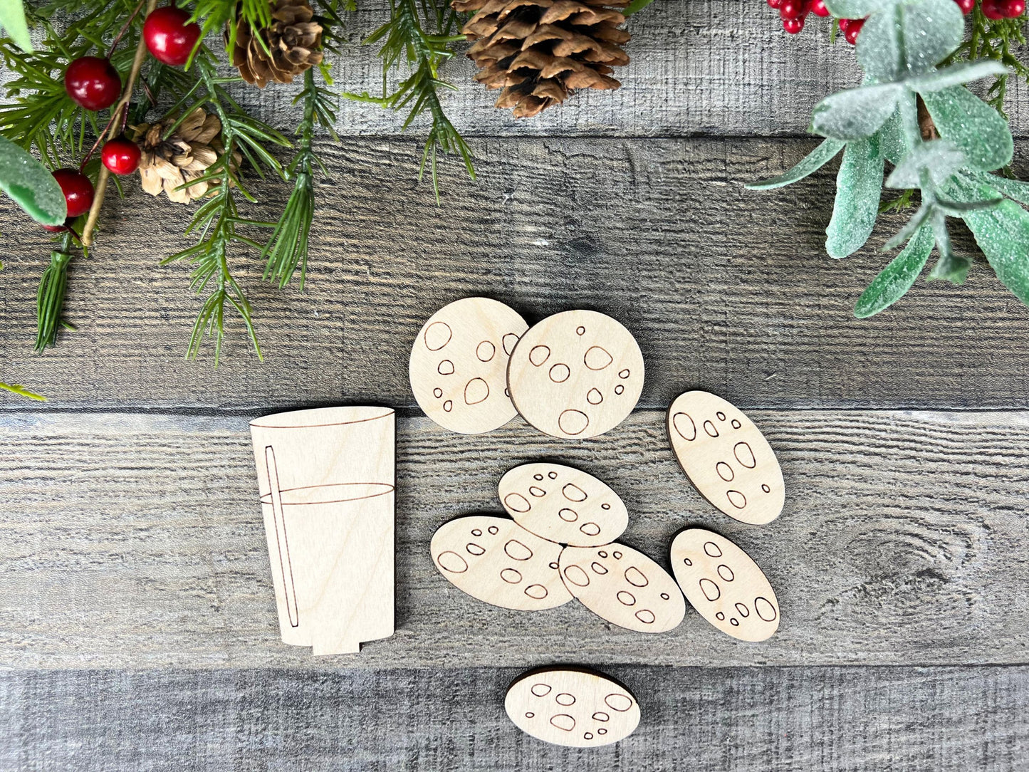 Santa Stop Here DIY Scoop and Bowl Filler | Bowl Filler, Scoop and Mini-Sign Decorative Tray Set