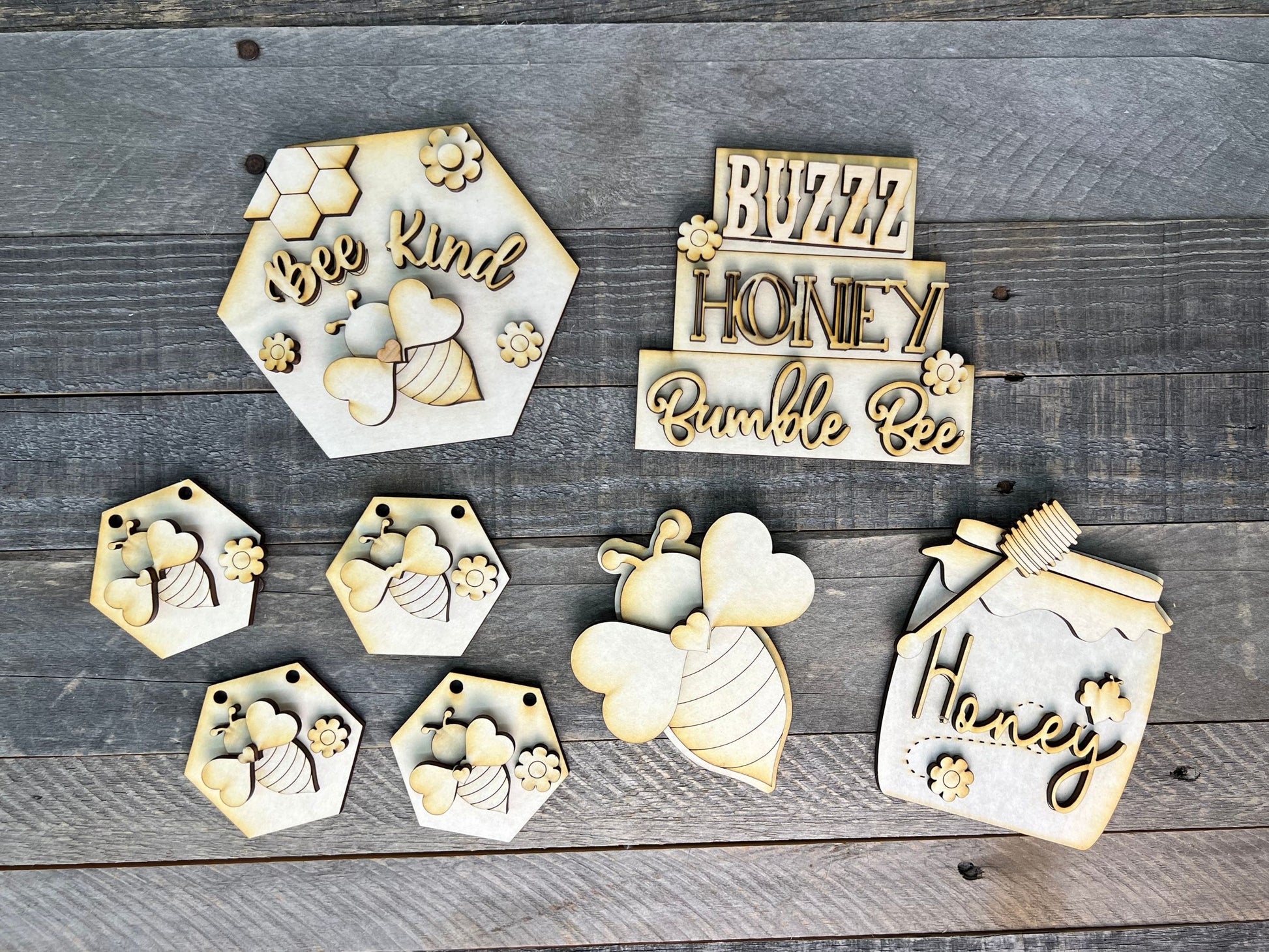 Bee Tiered Tray Decor - Set of 6