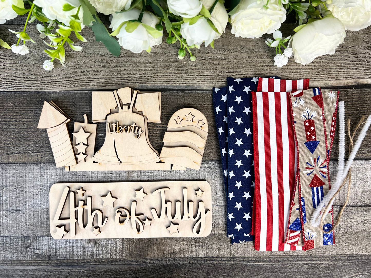 Patriotic 4th of July DIY Attachment Pieces for Interchangeable Farmhouse Style 12" Round Sign