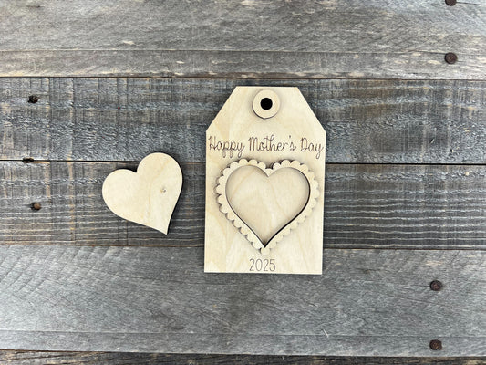DIY Happy Mother’s Day DIY Heart Frame Tag